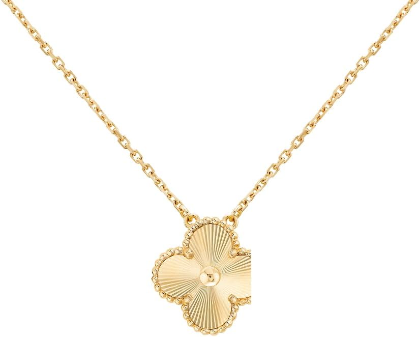18K Gold Plated Four Leaf Clover Necklace for Women Lucky Clover Pendant Dainty Gold Necklace Elegant Jewelry Gift for Any Occasion