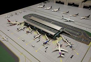 GeminiJets 1:400 Scale Model Airport Terminal