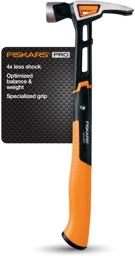 Fiskars 750230-1001 IsoCore 20 oz General Use Hammer, Carpenter Tools, Softgrip, Magnetic Nail Starter Groove, 15.5 inch,Black/Orange, US import