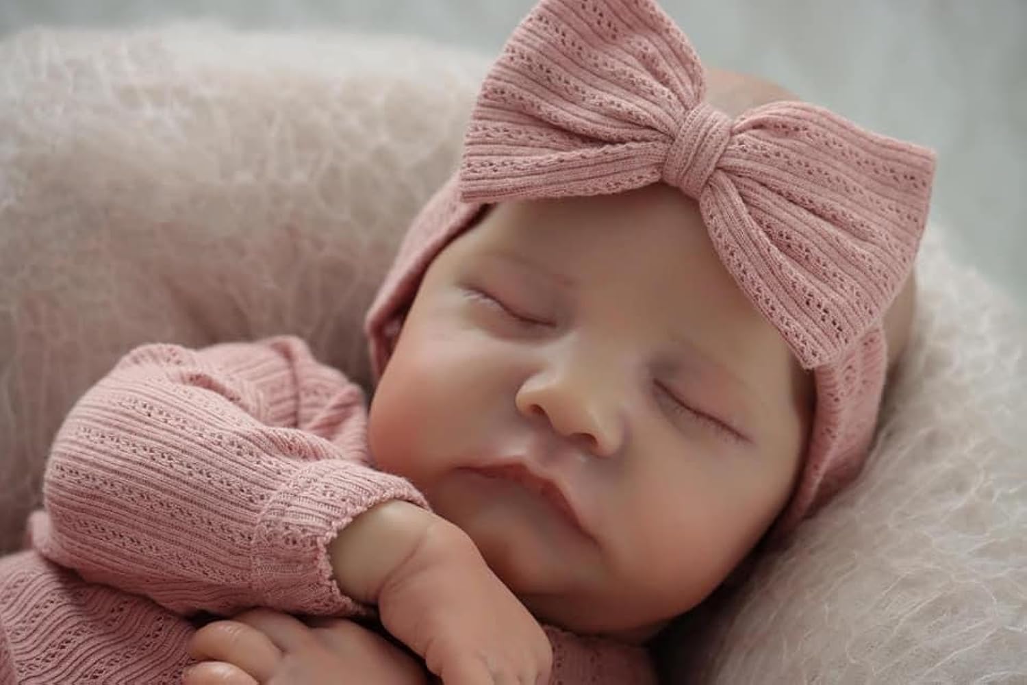 iCradle 19 Inch 48cm Newborn Baby Lifelike Reborn Baby Doll Real Looking Weighted Reborn Girl Doll Best Birthday ift for Girls Age 3
