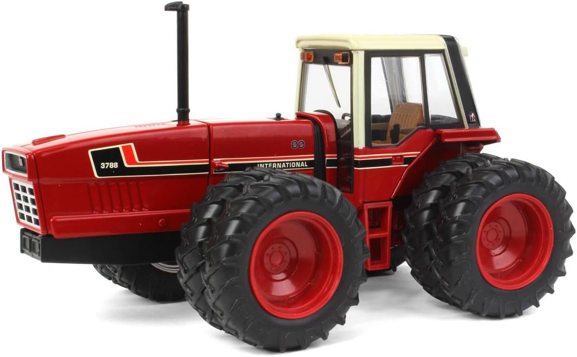ERTL 1/32 International Harvester 3788 2+2 with Front & Rear Duals, 44322