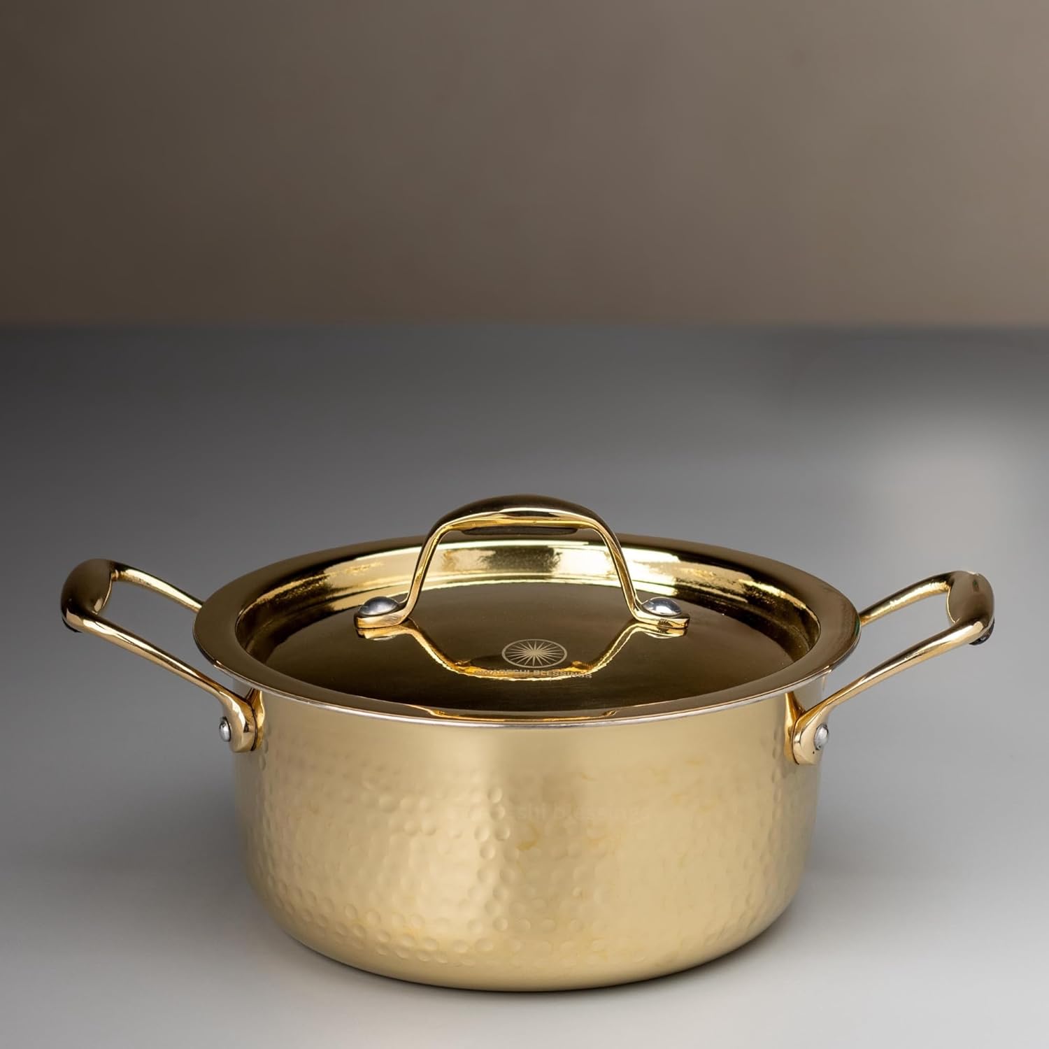 Swadeshi Blessings Exclusive Range Brass Pot/Stock Pot for Cooking with Lid/Teflon-Free/Naturally Non-Stick Brass Utensils with Tin Coating (2 Litres)