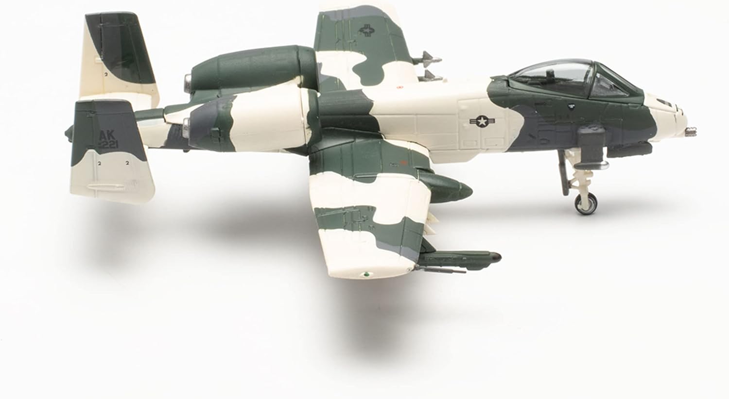 Herpa Military Model Airplane, U.S. Air Force Fairchild A-10A Thunderbolt II - Eielsen Air Base, “Exercise Cool Snow Hog”, Scale 1:200 - Collectible Airplane Model, Army Aircraft Made of Metal