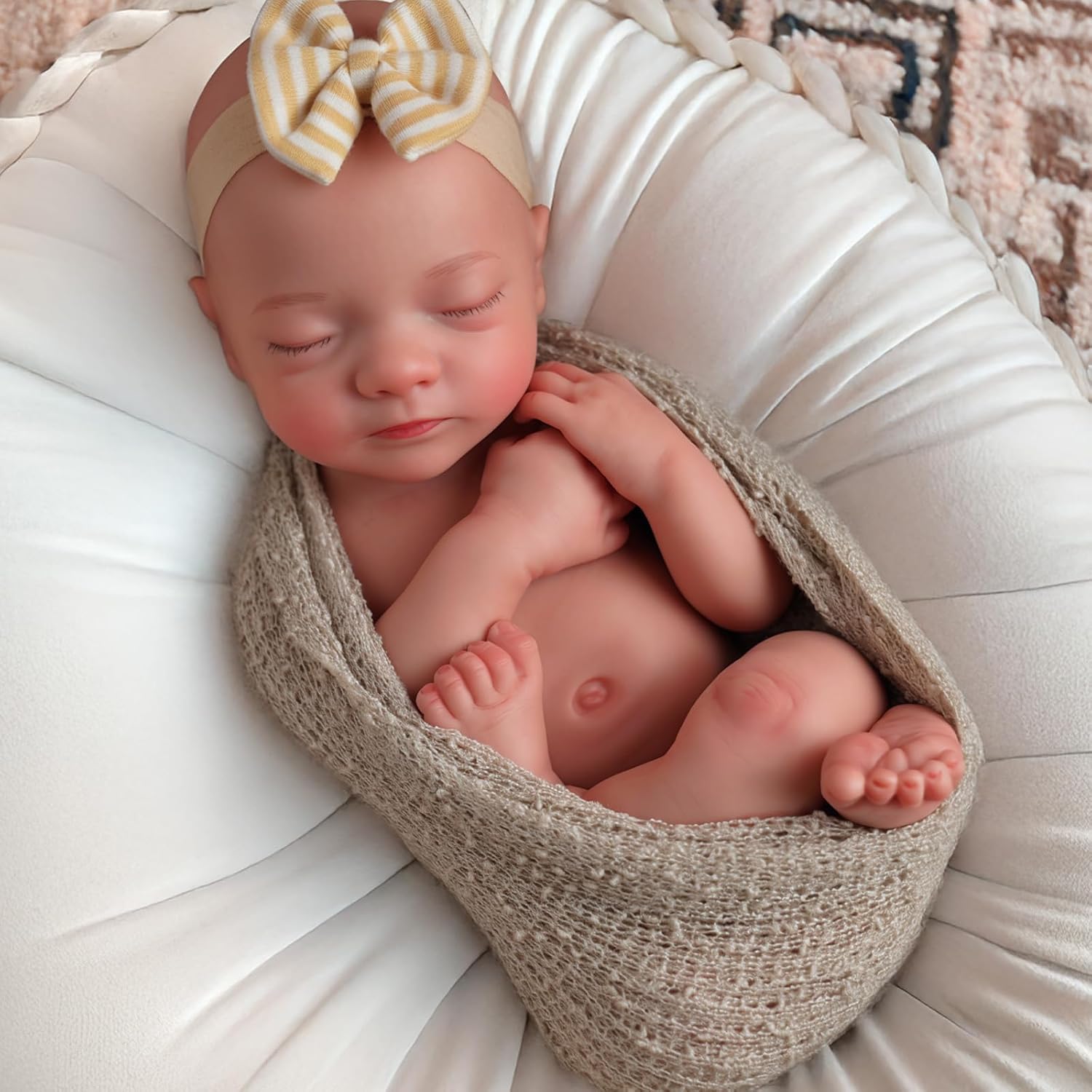 BABESIDE Lifelike Reborn Baby Dolls - 16 Inch (Weight 4 Lb) Full Platinum Silicone Reborn Baby Dolls Anatomically Correct Sleeping Baby Girl Real Life Baby Dolls with Gift Box