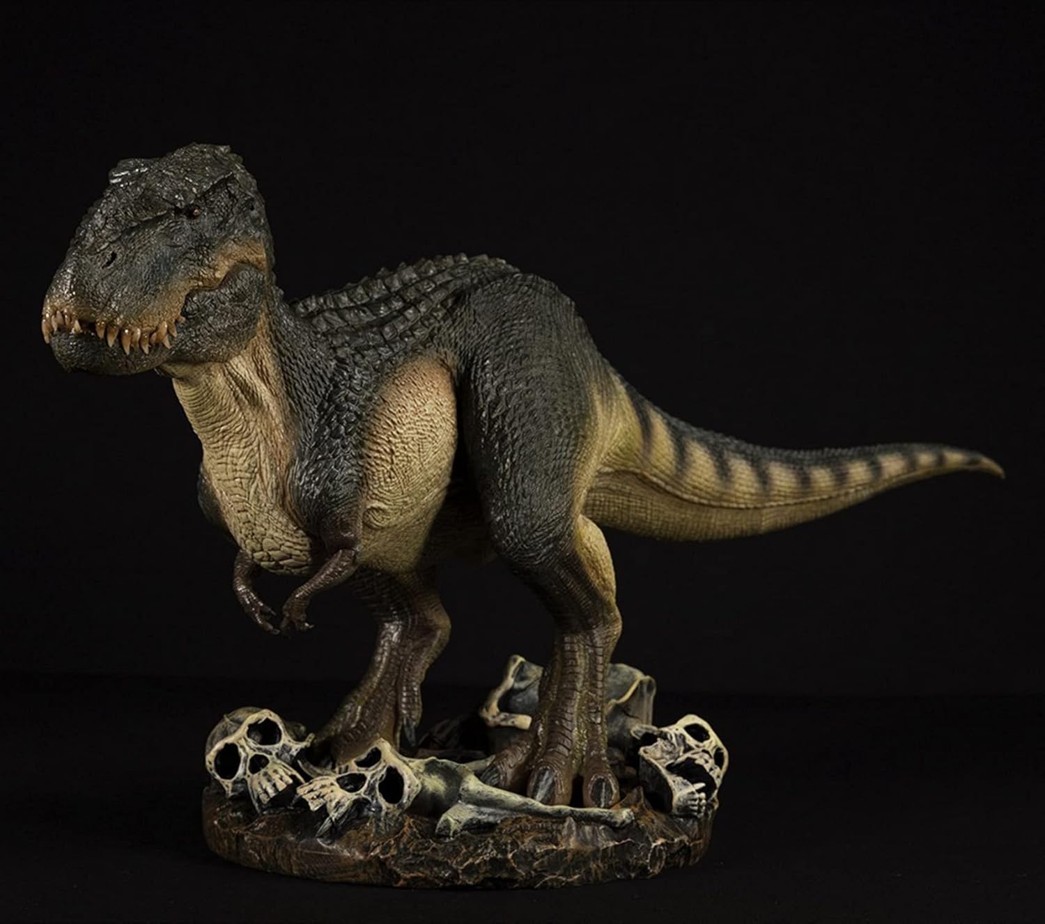 Nanmu 1:35 Scale Vastatosaurus Rex Model Tyrannosaurus V-Rex T-Rex Shadow Monarch Figure (Green with Base)