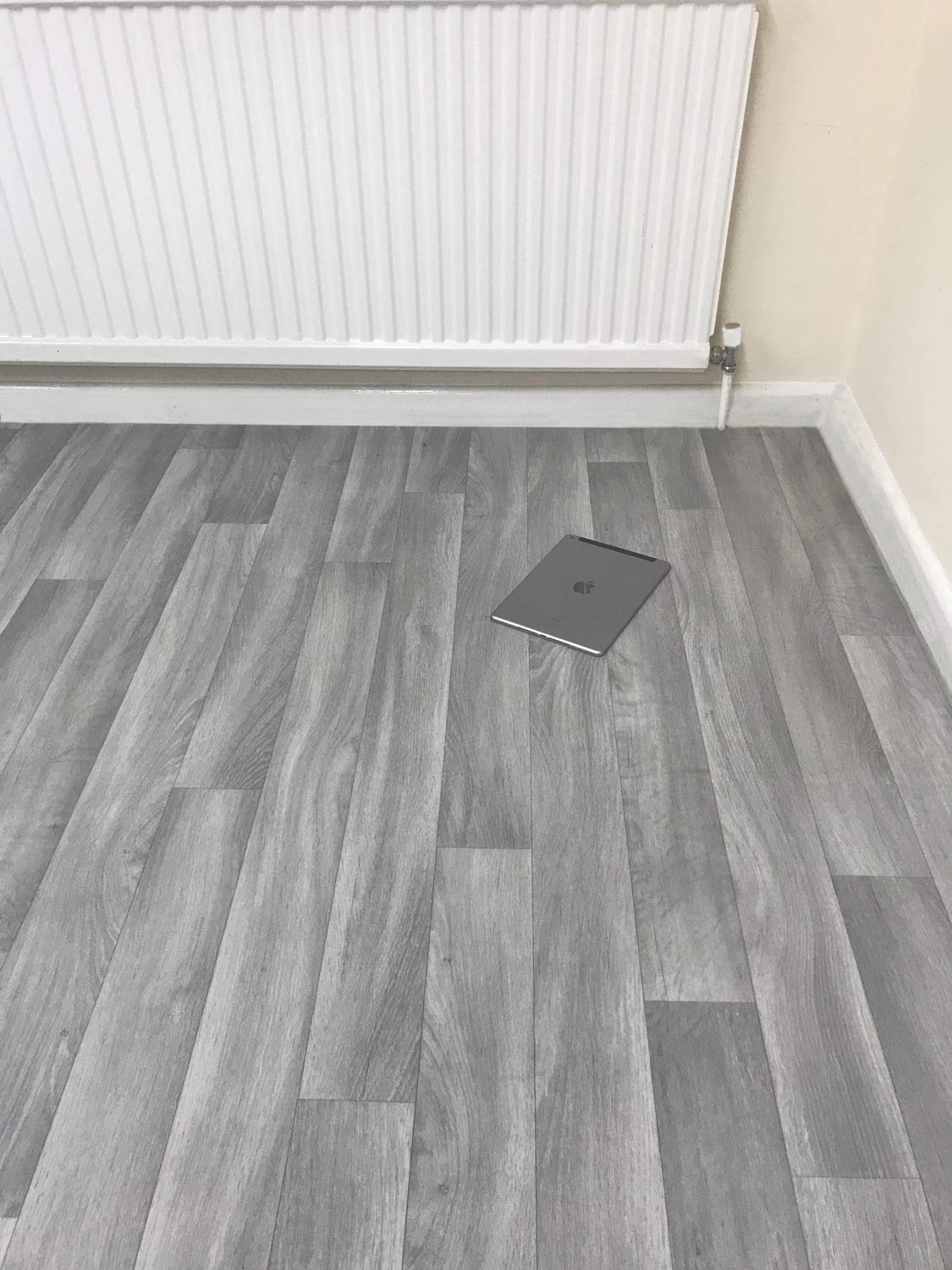 Grandismo Grey Oak - Vinyl Lino Roll Flooring For Bathroom/Kitchen - Plank Wood Effect Cushion - Anti Slip (Grey Oak, 2m x 2m)