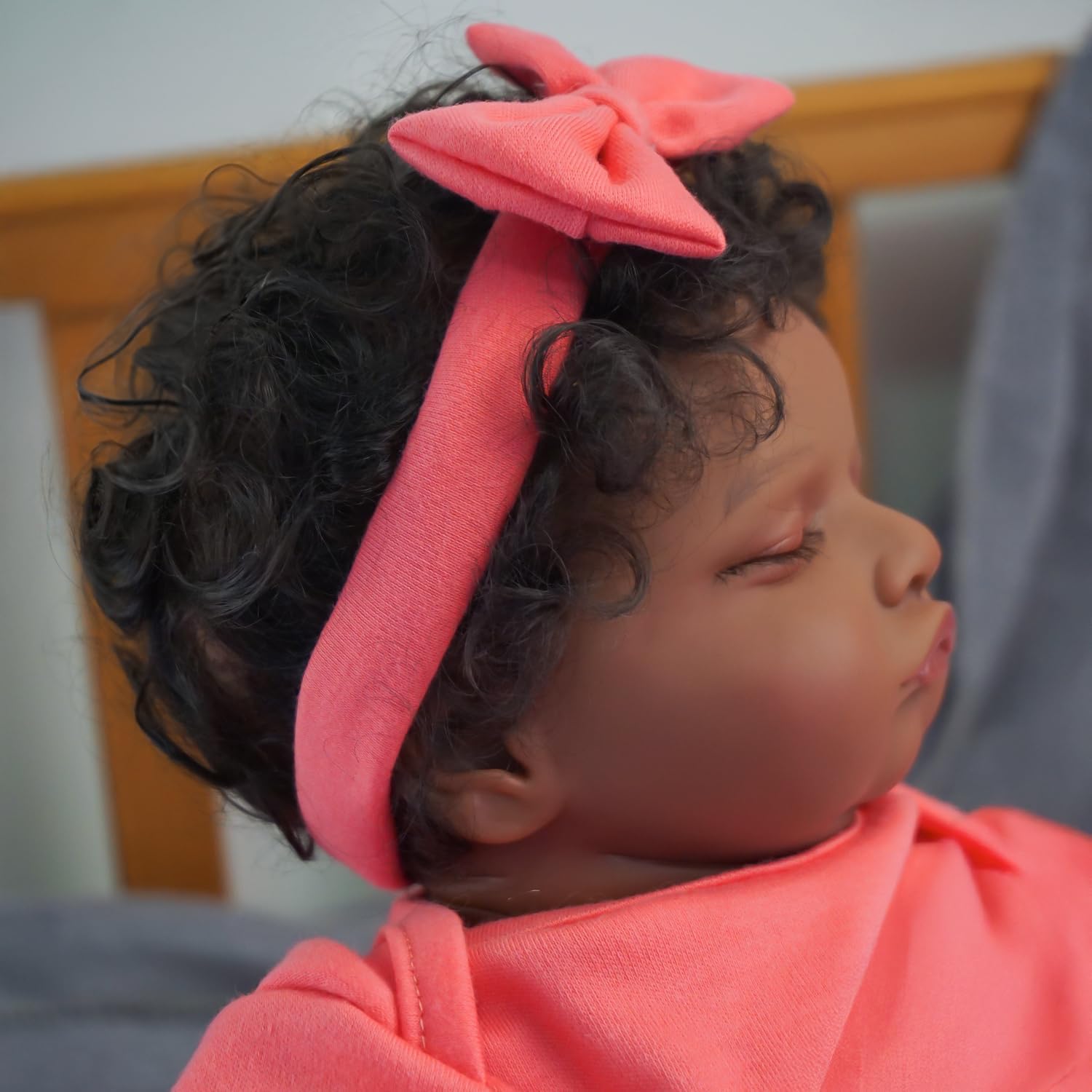 Pinky Reborn Baby Dolls Dark Skin Rosalie 20 Inch 50 cm Reborn Dolls Soft Vinyl Silicone Cloth Body Newborn Dolls with Rooted Black Curly Hair Magnet Pacifier Birthday Gifts Toys