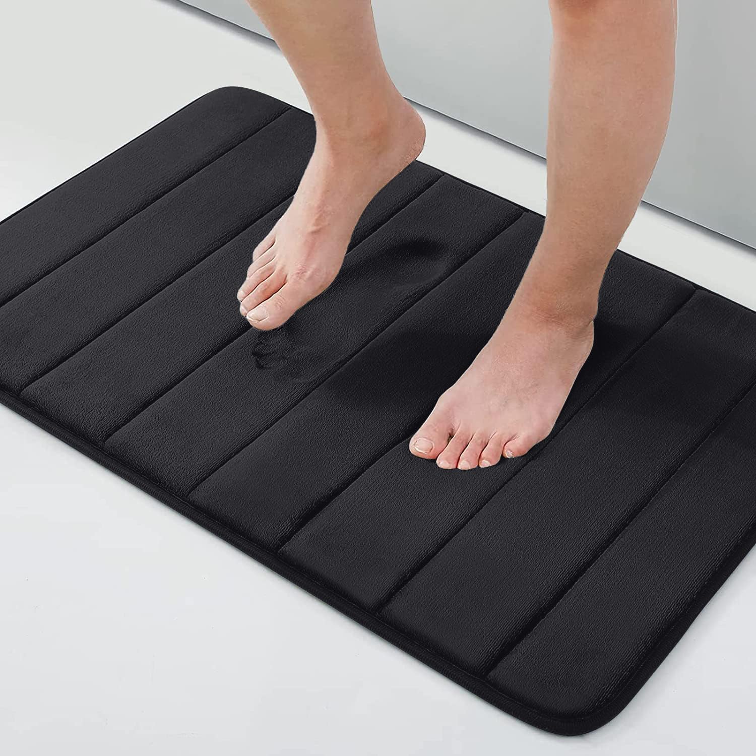 smiry Memory Foam Bath Mat, 50 x 75 cm, Extra Soft Non-Slip Bathroom Mat, Super Absorbent Bath Mats for Bathroom Floor, Machine-Washable Dry Bath Rug Foot Mat, Black