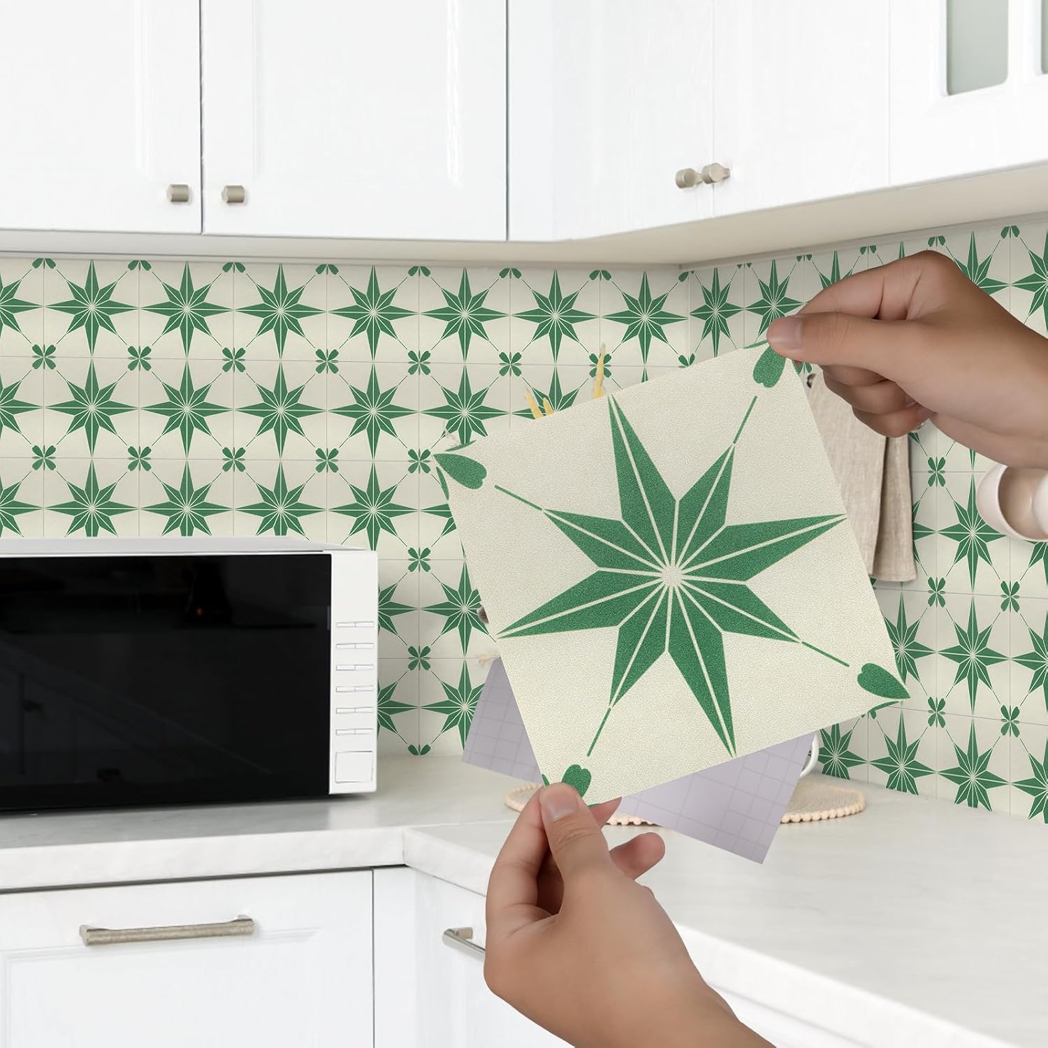Honcet Bathroom Tile Stickers Green, Stars Stick on Tiles Kitchen 12Pcs-15x15cm, Self Adhesive Wall Tiles Vinyl Backsplash Home Decor Waterproof