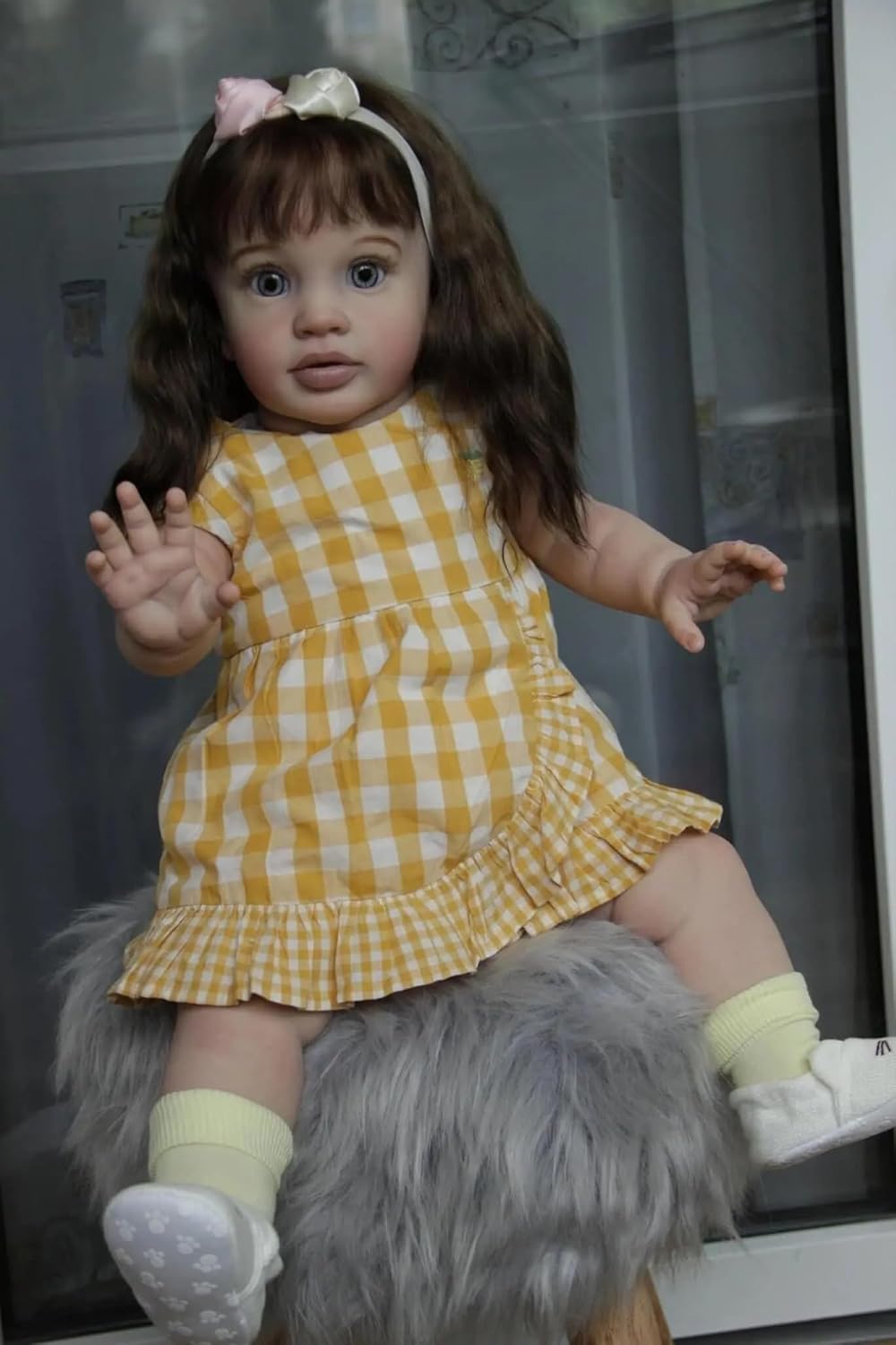 Big Reborn Toddler Dolls 26 inch Reborn Doll Realistic Girl That Look Real Life Baby Dolls Soft Cloth Body Weighted Doll Rooted Brown Hair Cute Children Birthday Gifts