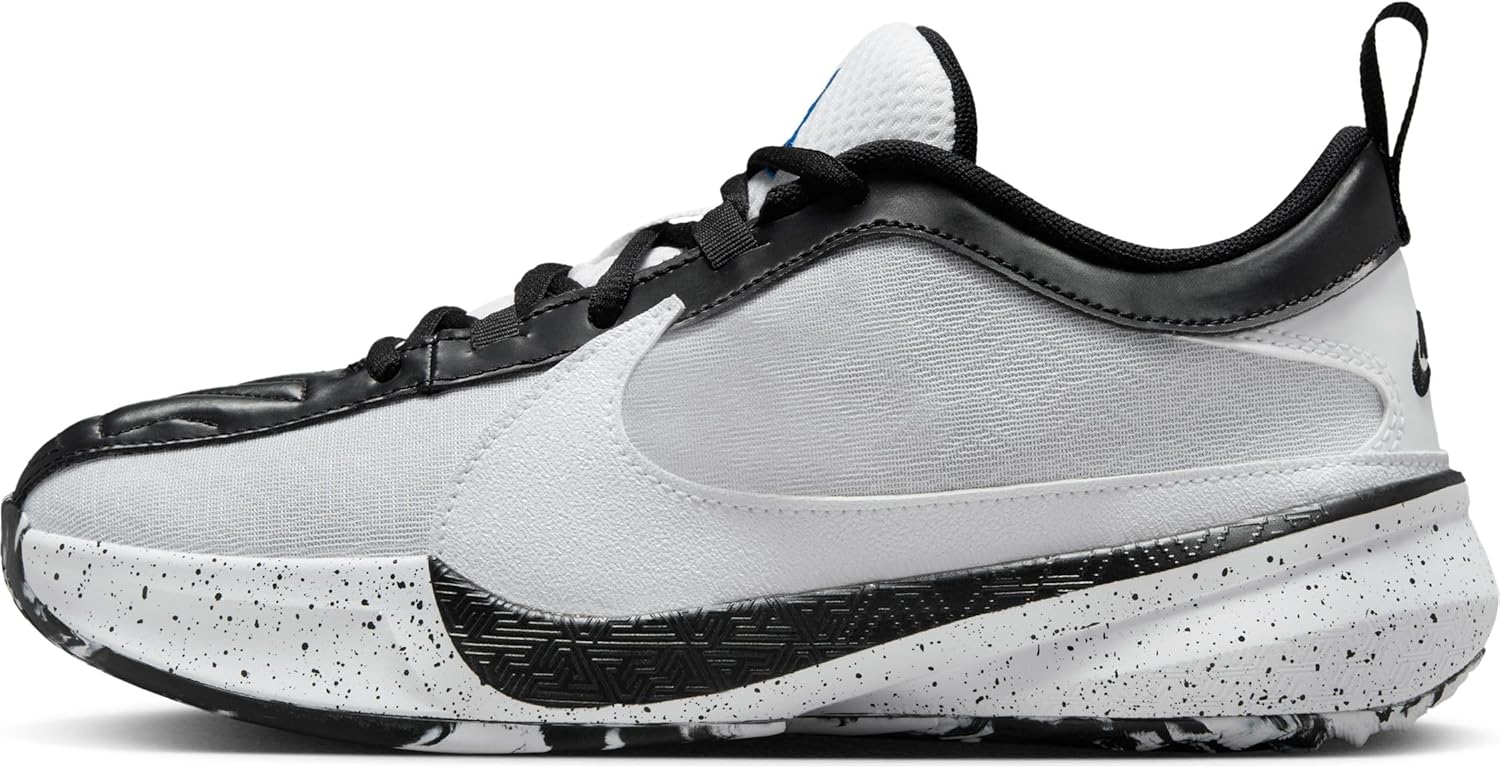 Nike Boy's Freak 5 (Big Kid)