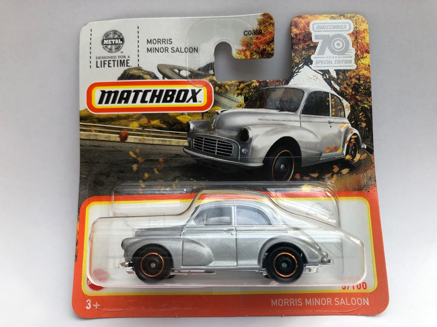 2023 Matchbox Morris Minor Saloon Silver 5/100 (Short Card) HLC51