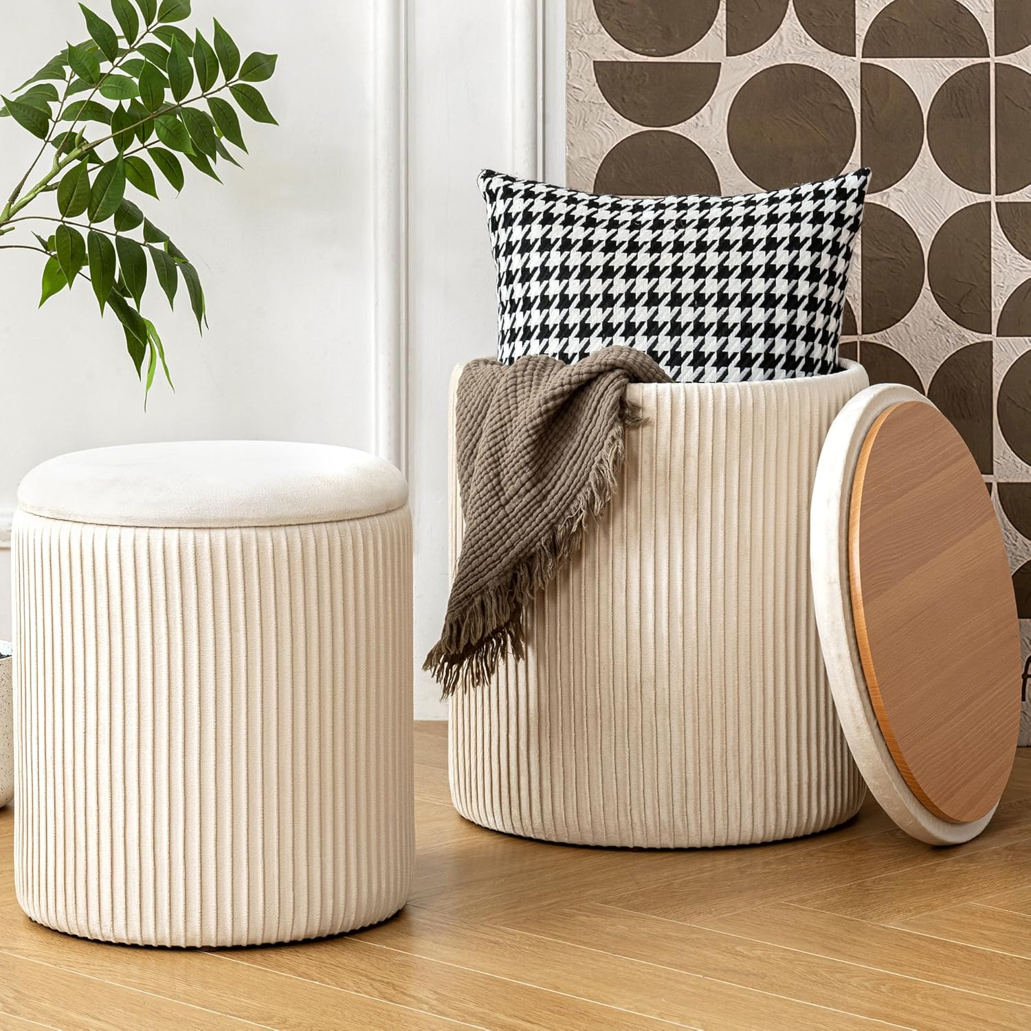 Ottoman with Storage Set of 2, Velvet Round Storage Ottoman, Upholstered Sponge Vanity Stool Support 300lbs, Multifunctional Coffee Table Foot Rest Ottoman for Living Room Bedroom, Beige