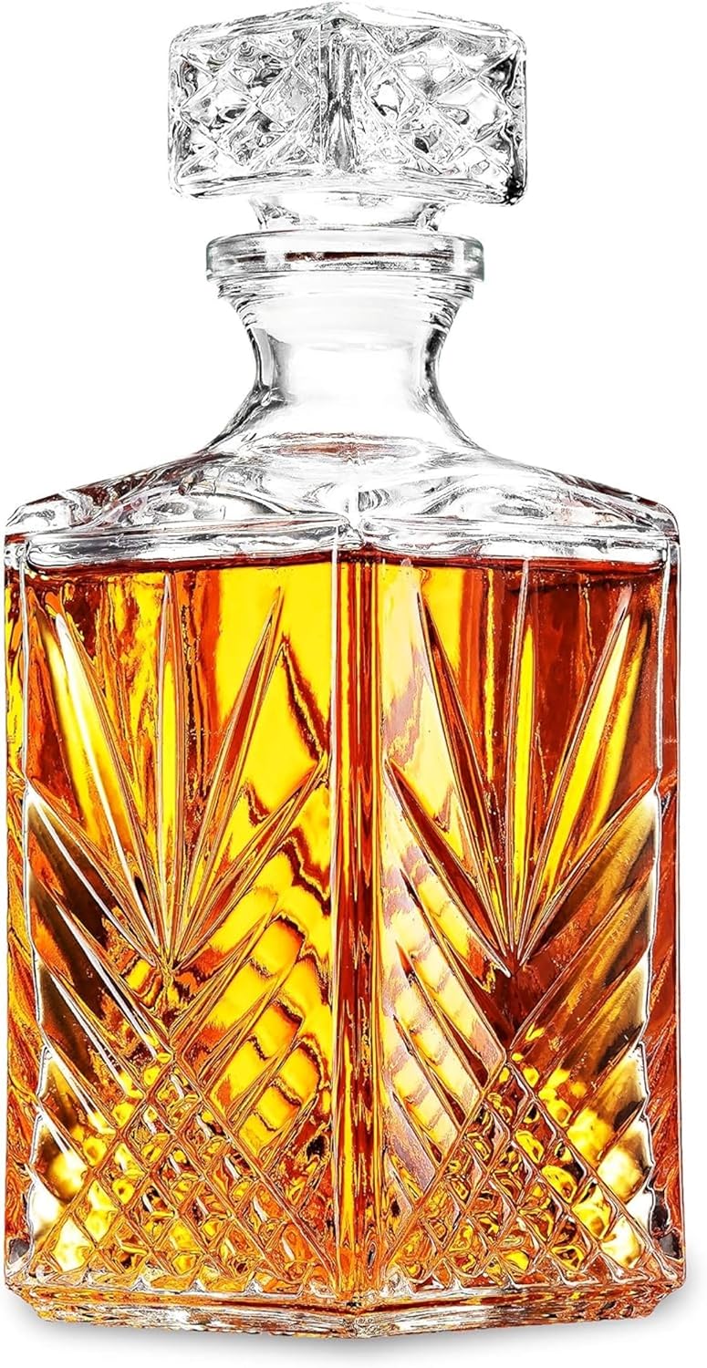 Bormioli Rocco Selecta Collection Whiskey Decanter – Sophisticated 33.75oz Diamond Decanter With Starburst Detailing – For Whiskey, Bourbon, Scotch & Liquor