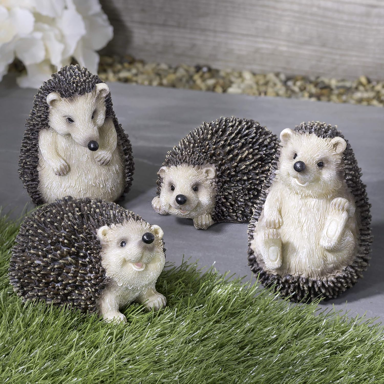 Pelle & Sol 4 Hedgehog Garden Ornaments - Polyresin Animal Decorations, Waterproof Garden Statues